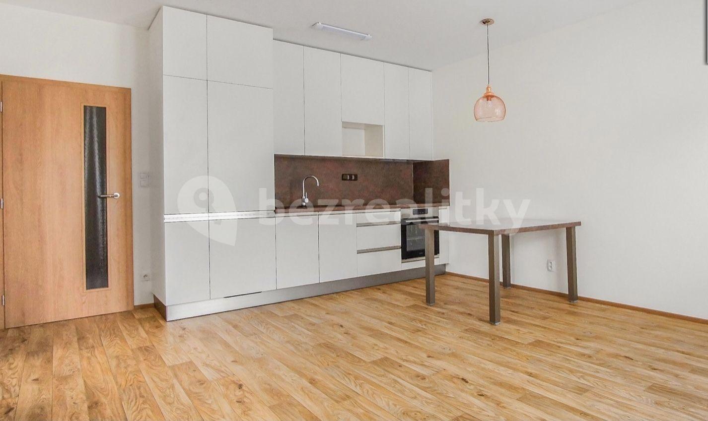 Pronájem bytu 3+kk 79 m², Novodvorská, Brno, Jihomoravský kraj