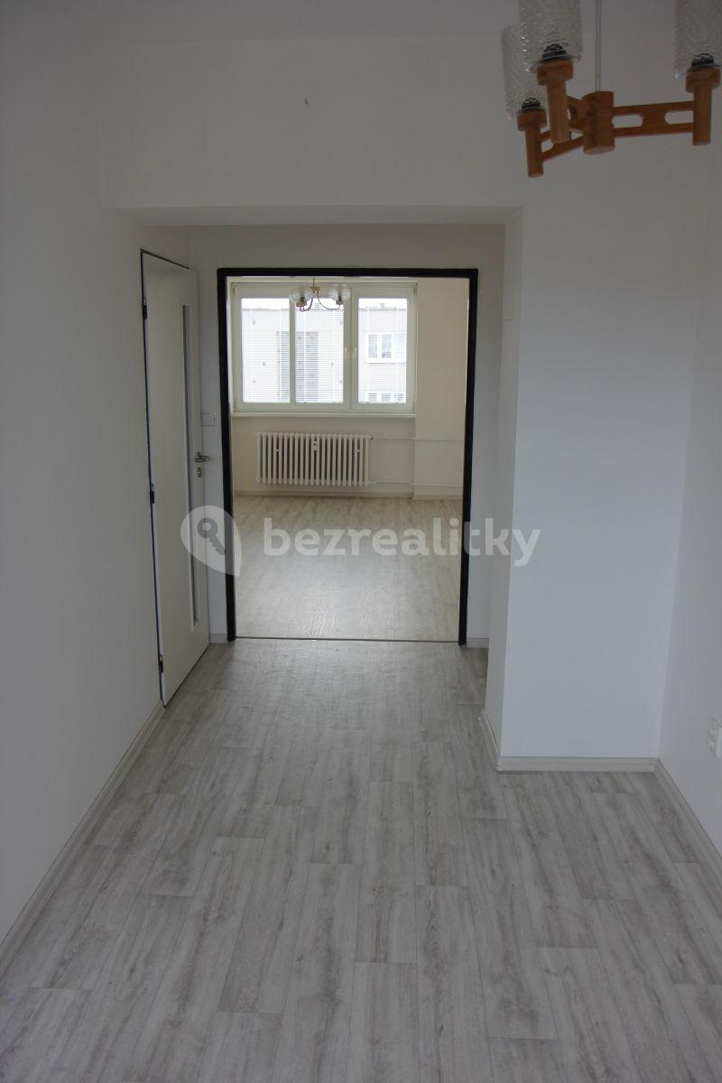 Pronájem bytu 2+1 56 m², Družstevní, Týnec nad Sázavou, Středočeský kraj