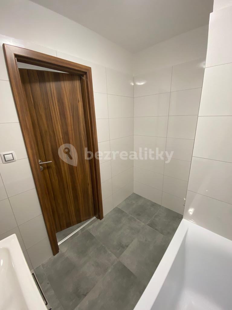 Pronájem bytu 3+kk 68 m², Makovského, Praha, Praha