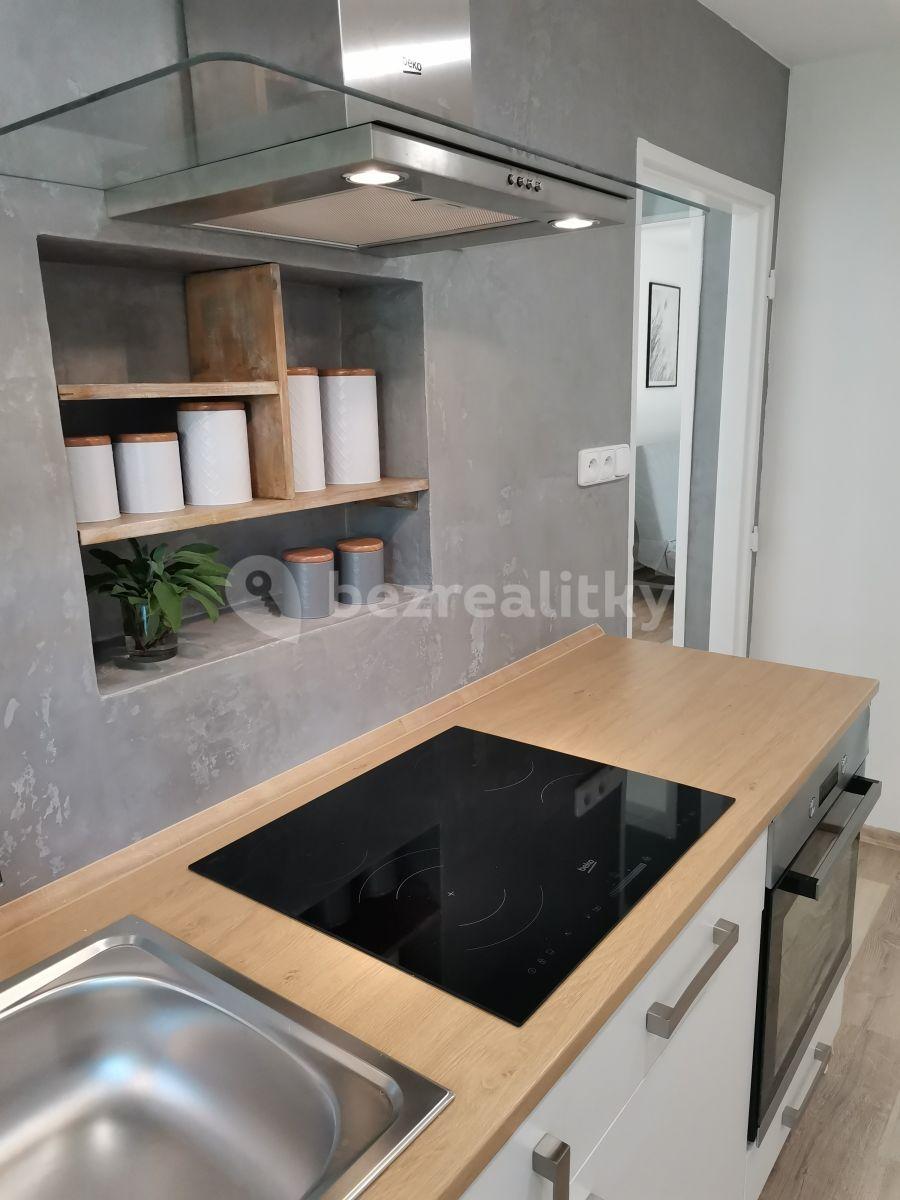 Pronájem bytu 1+1 46 m², Prokopa Holého, Uherské Hradiště, Zlínský kraj