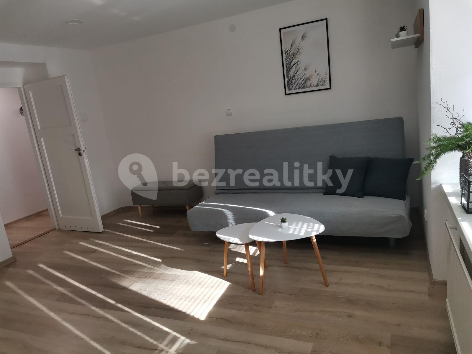 Pronájem bytu 1+1 46 m², Prokopa Holého, Uherské Hradiště, Zlínský kraj