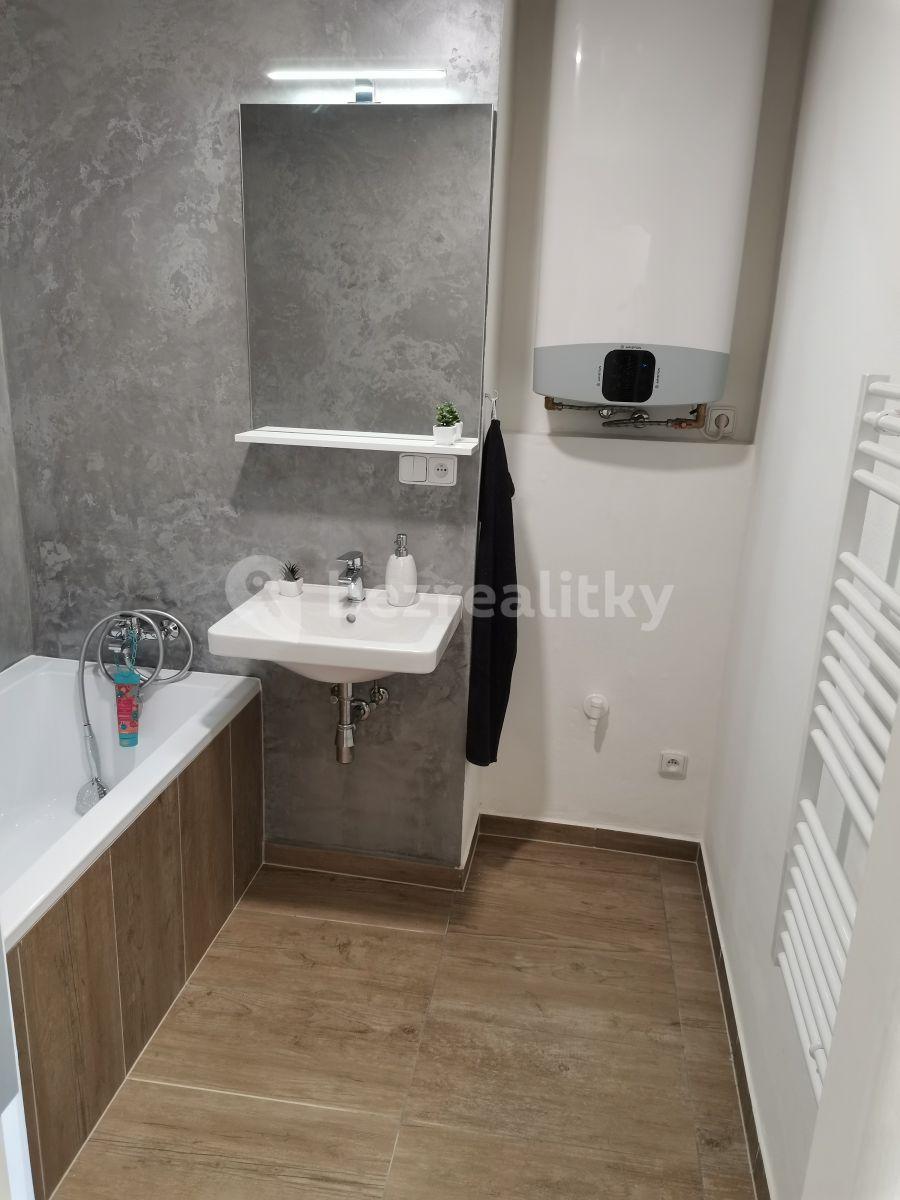 Pronájem bytu 1+1 46 m², Prokopa Holého, Uherské Hradiště, Zlínský kraj