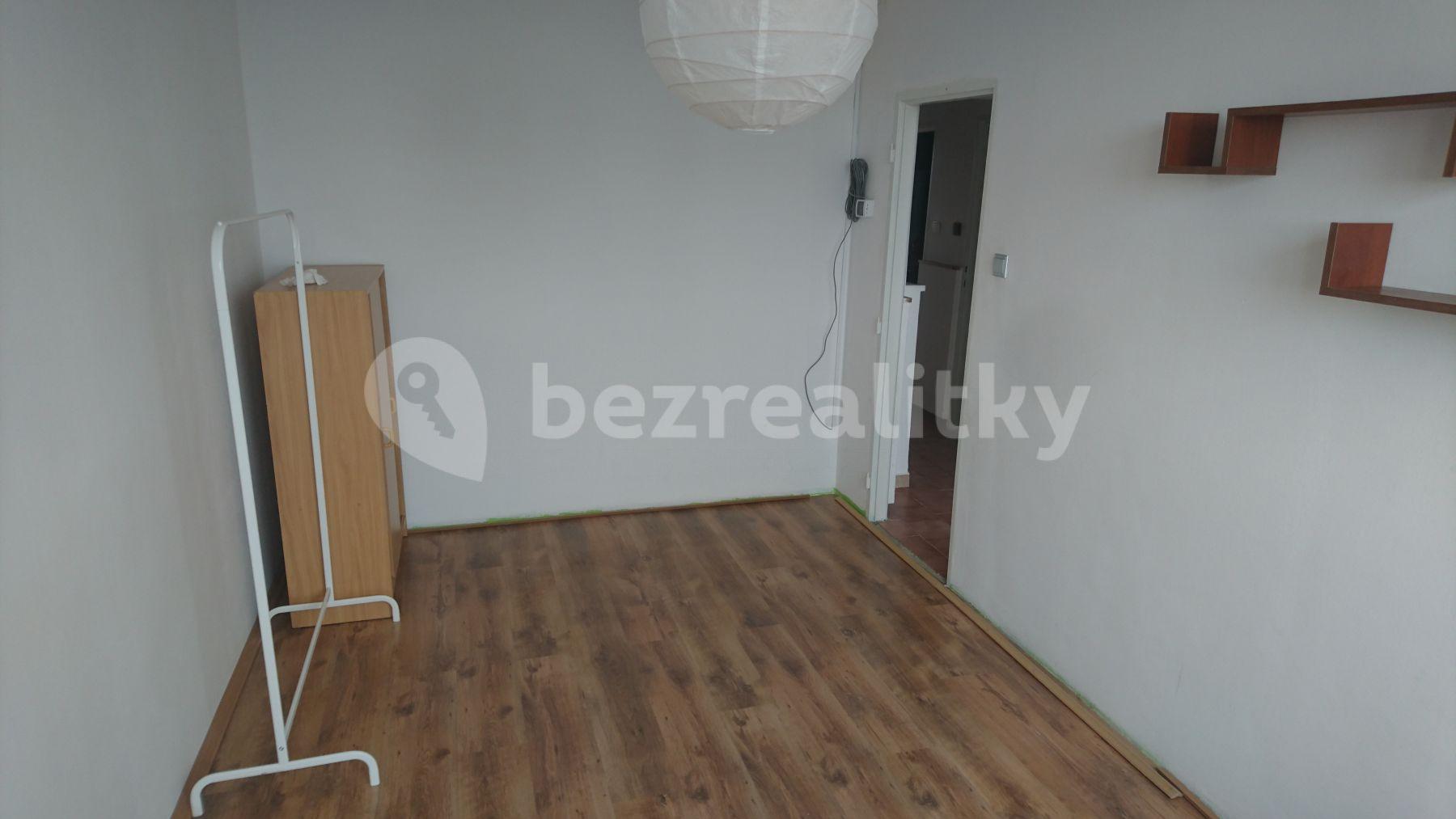 Pronájem bytu 3+1 70 m², Zdiměřická, Praha, Praha