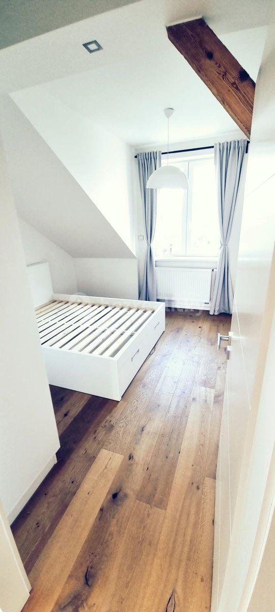 Pronájem bytu 3+kk 83 m², Kotlaska, Praha, Praha