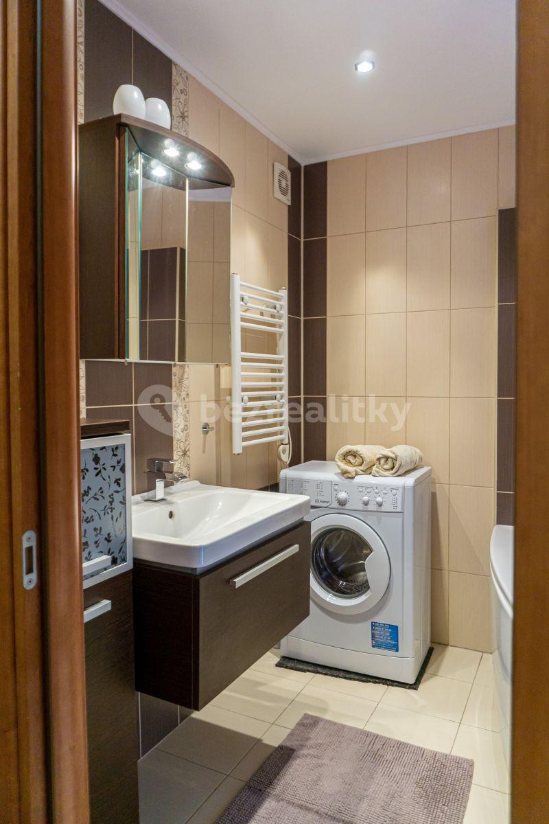 Pronájem bytu 2+kk 43 m², Skuteckého, Praha, Praha