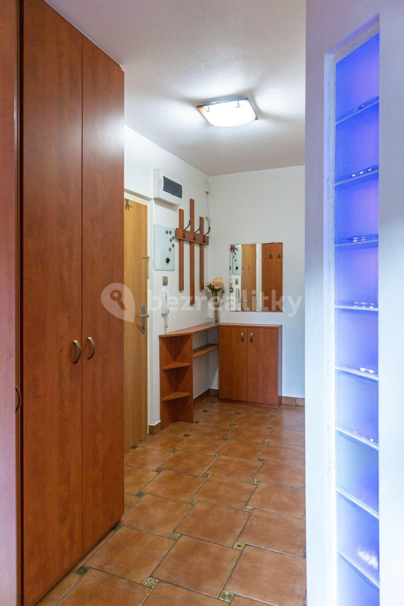 Pronájem bytu 2+kk 43 m², Skuteckého, Praha, Praha