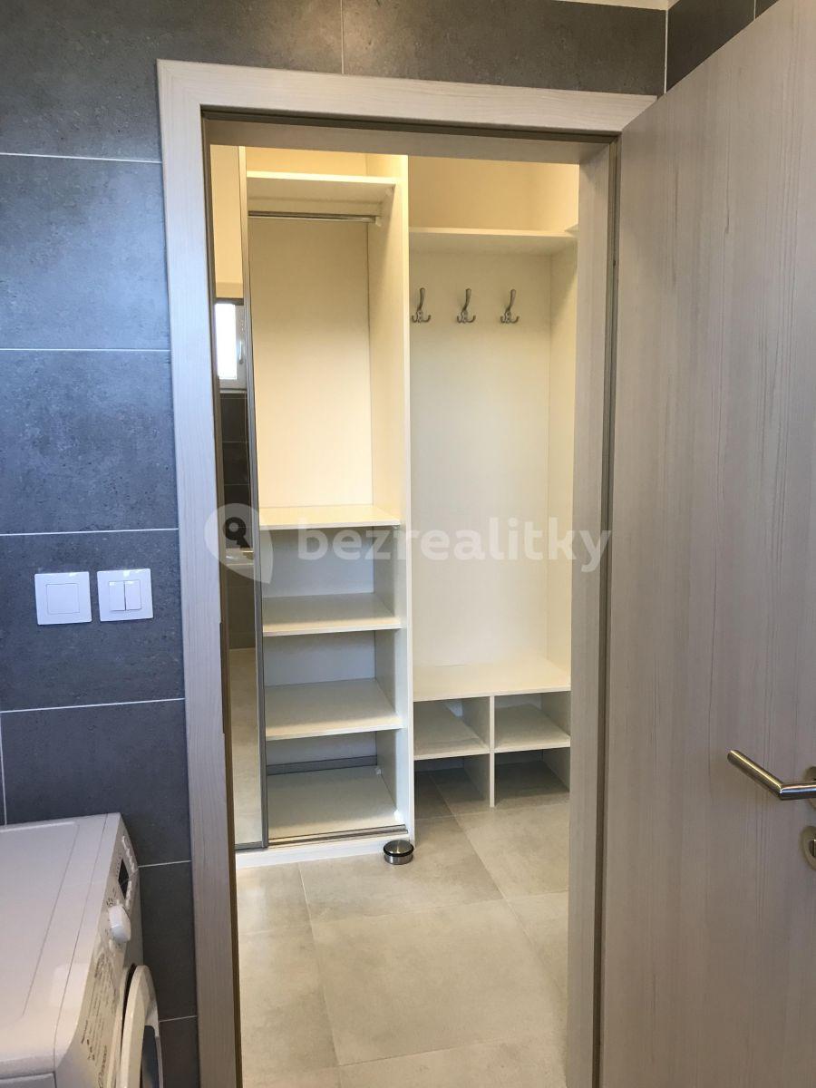 Pronájem bytu 1+kk 33 m², Šífařská, Praha, Praha