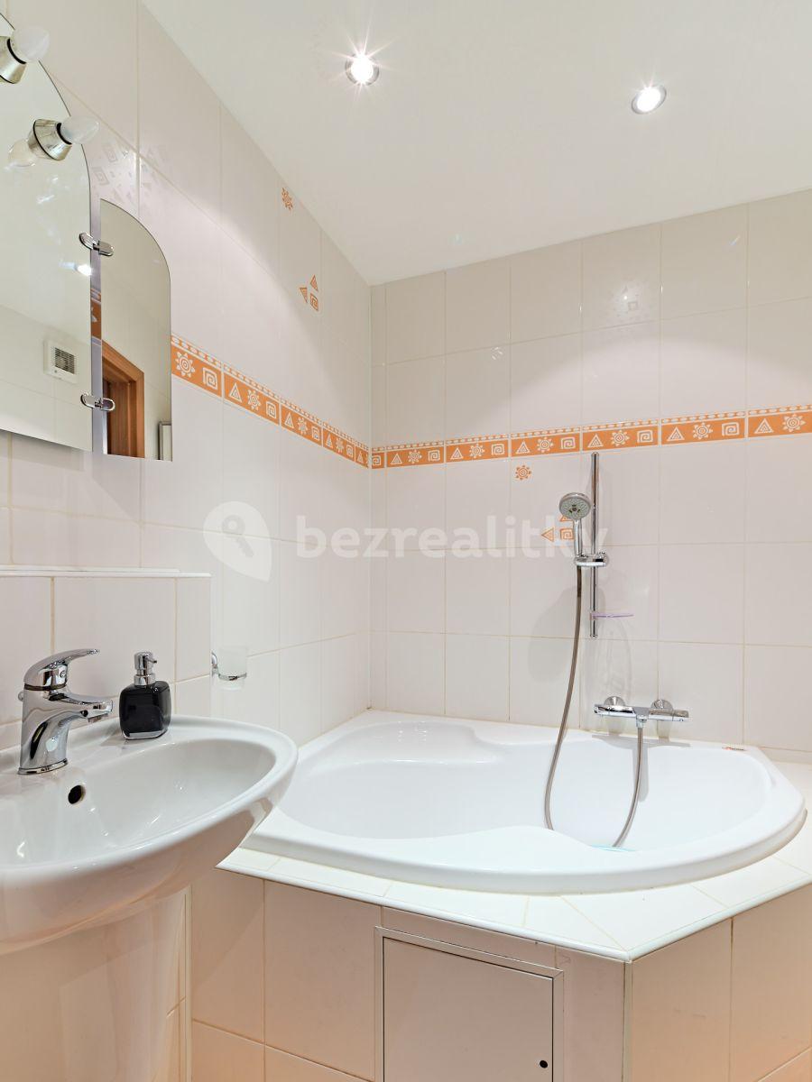 Pronájem bytu 3+kk 68 m², Zlešická, Praha, Praha