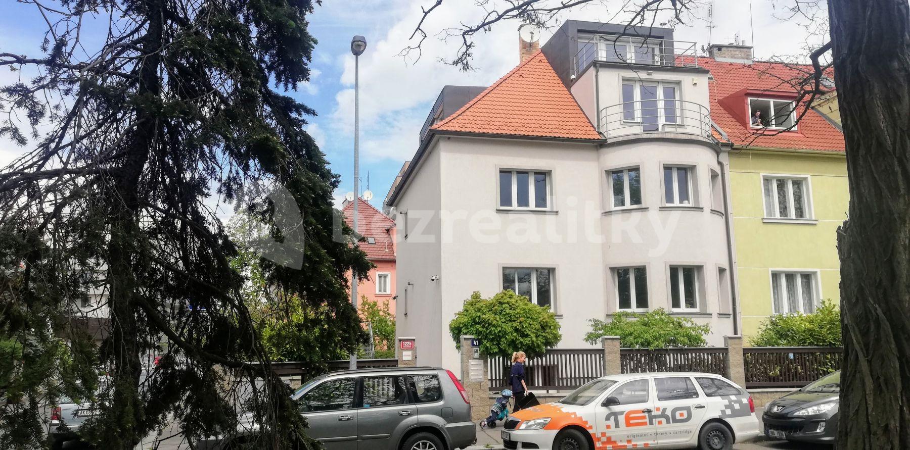 Pronájem bytu 3+1 91 m², Na Třebešíně, Praha, Praha