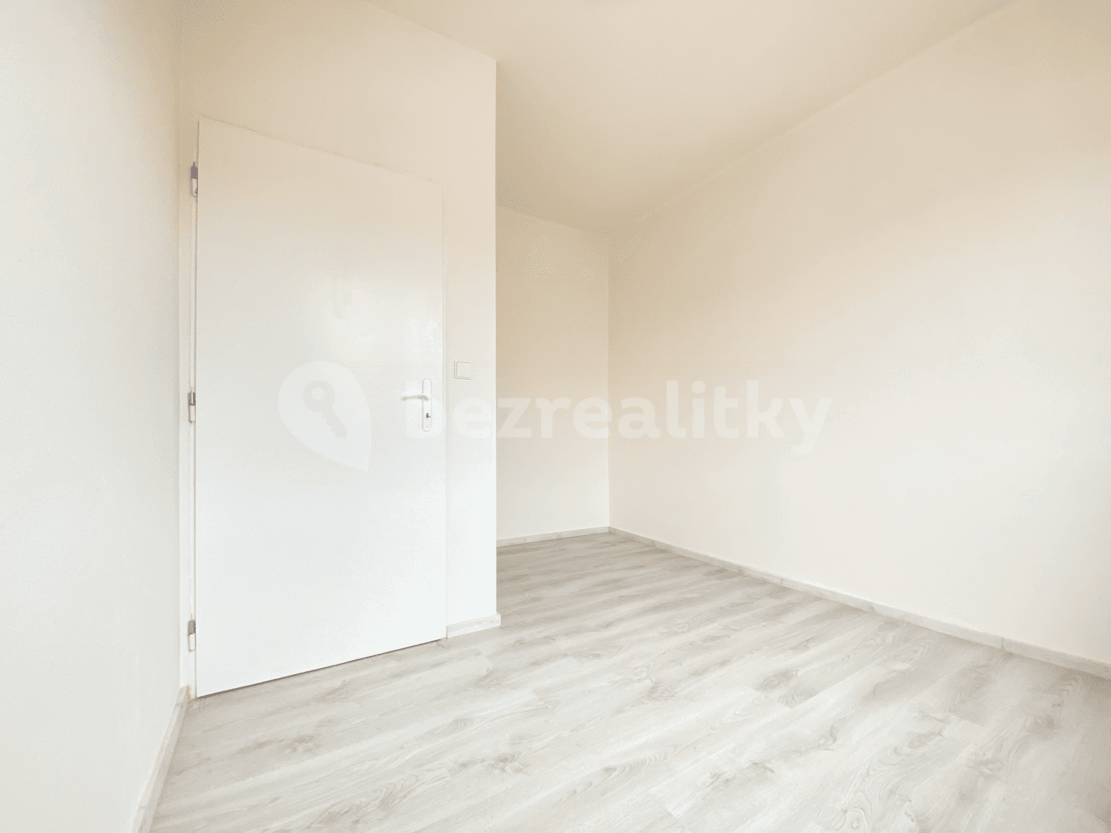 Pronájem bytu 2+1 55 m², Praha, Praha