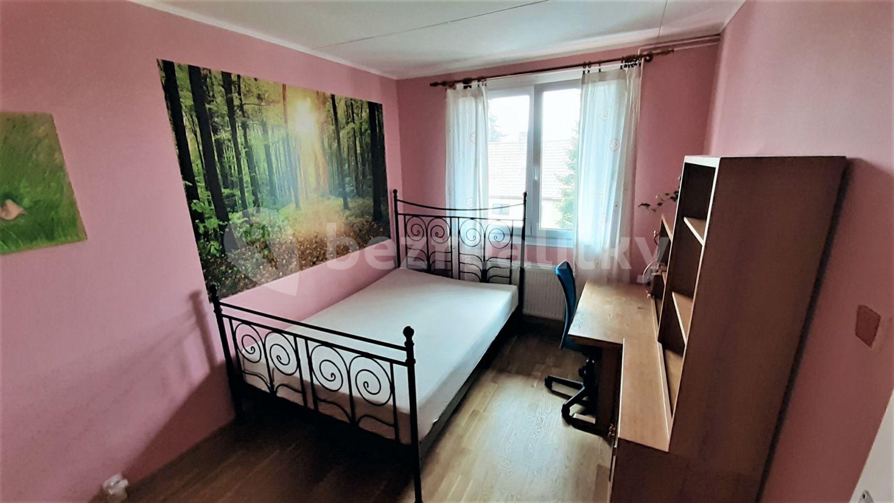 Pronájem bytu 2+kk 33 m², Brixiho, Praha, Praha