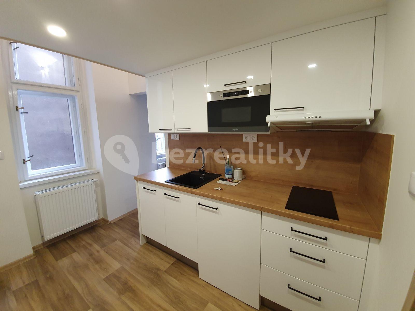 Pronájem bytu 1+1 32 m², Ostrovského, Praha, Praha