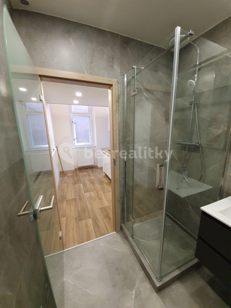 Pronájem bytu 1+1 32 m², Ostrovského, Praha, Praha