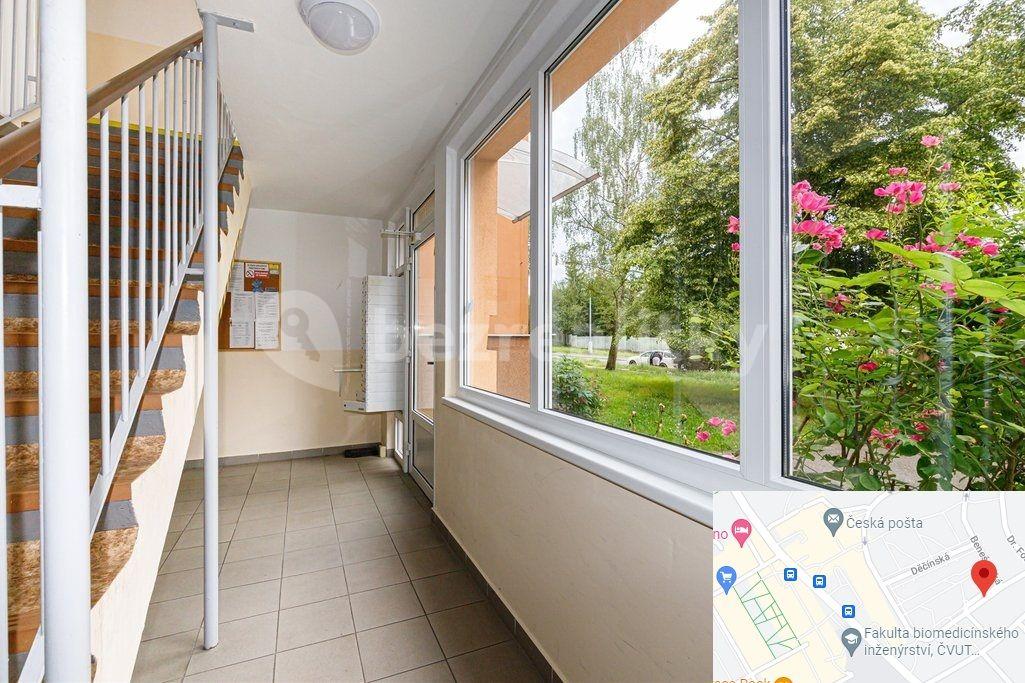 Pronájem bytu 1+kk 30 m², Mostecká, Kladno, Středočeský kraj