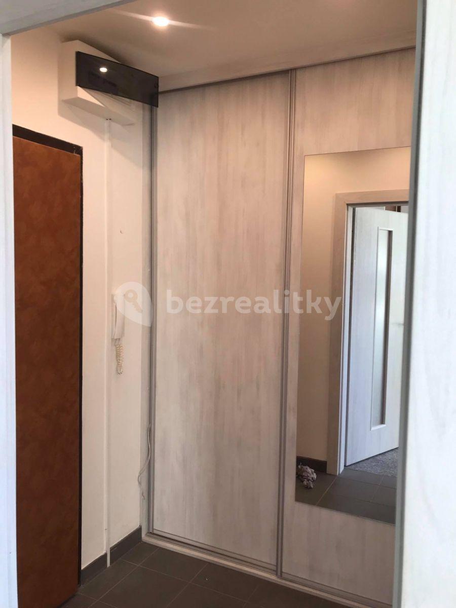 Pronájem bytu 1+kk 34 m², Bachova, Praha, Praha