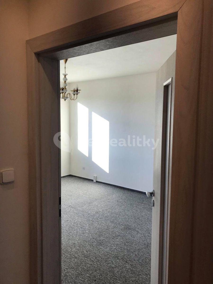 Pronájem bytu 1+kk 34 m², Bachova, Praha, Praha