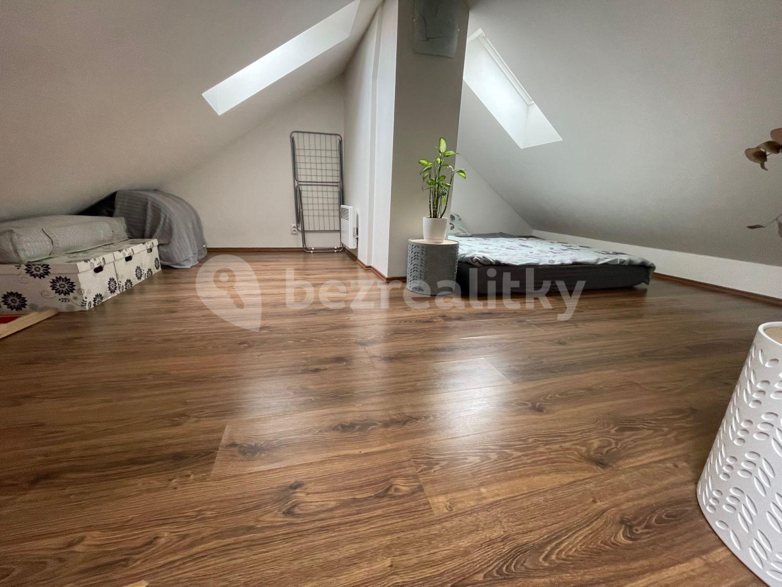 Pronájem bytu 1+1 64 m², Štítného, Praha, Praha