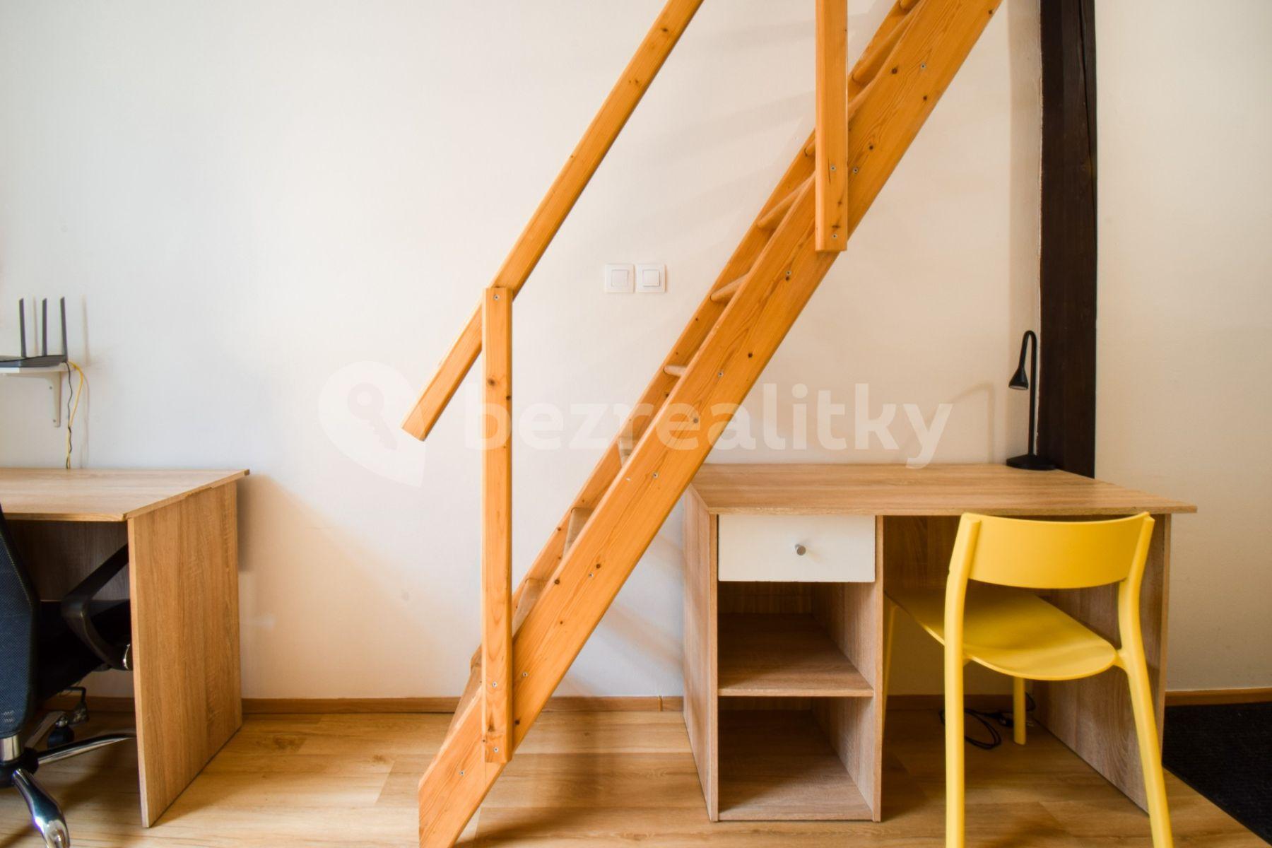 Pronájem bytu 1+kk 25 m², Hybešova, Brno, Jihomoravský kraj