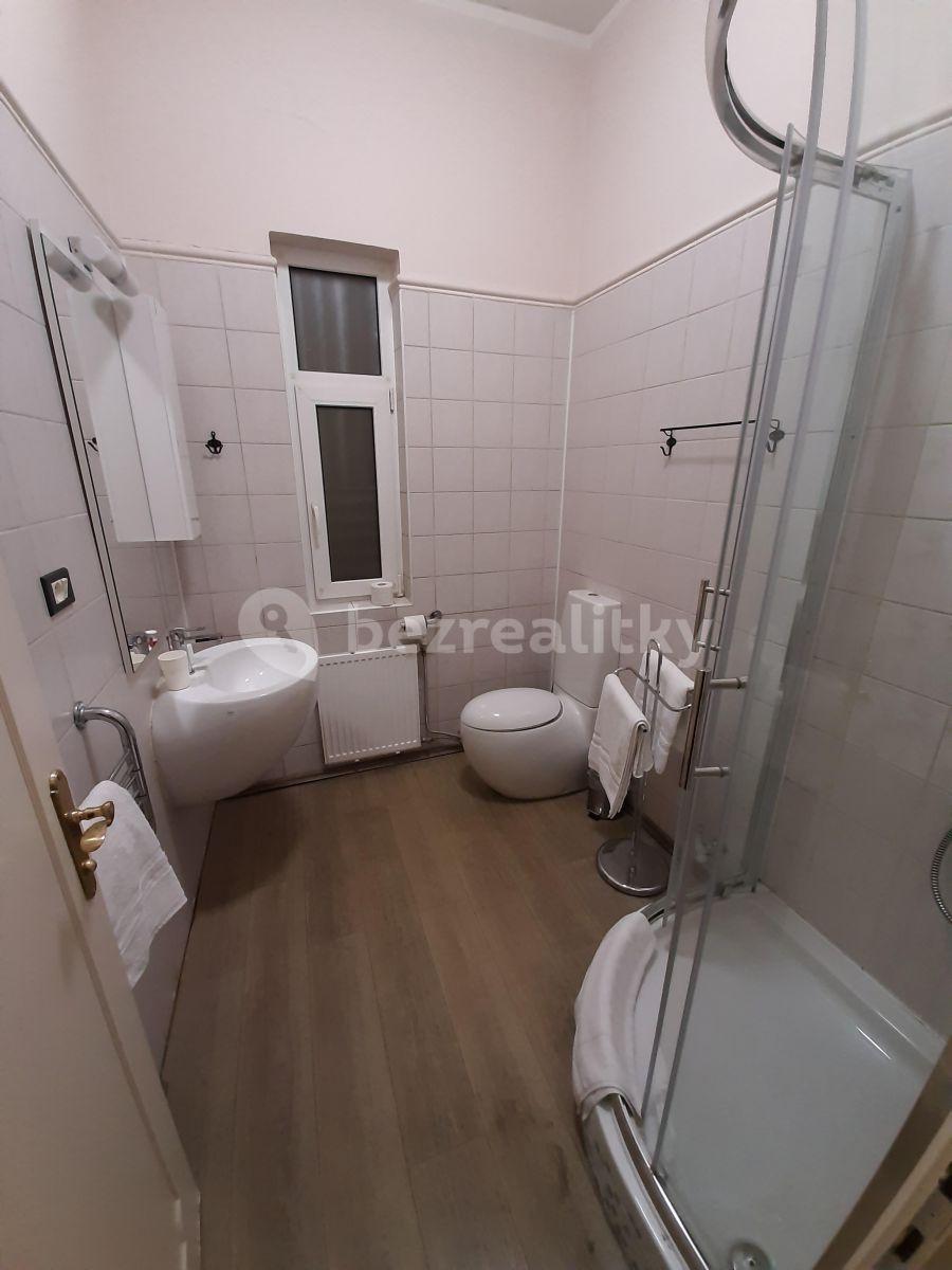 Pronájem bytu 1+1 40 m², Duškova, Praha, Praha