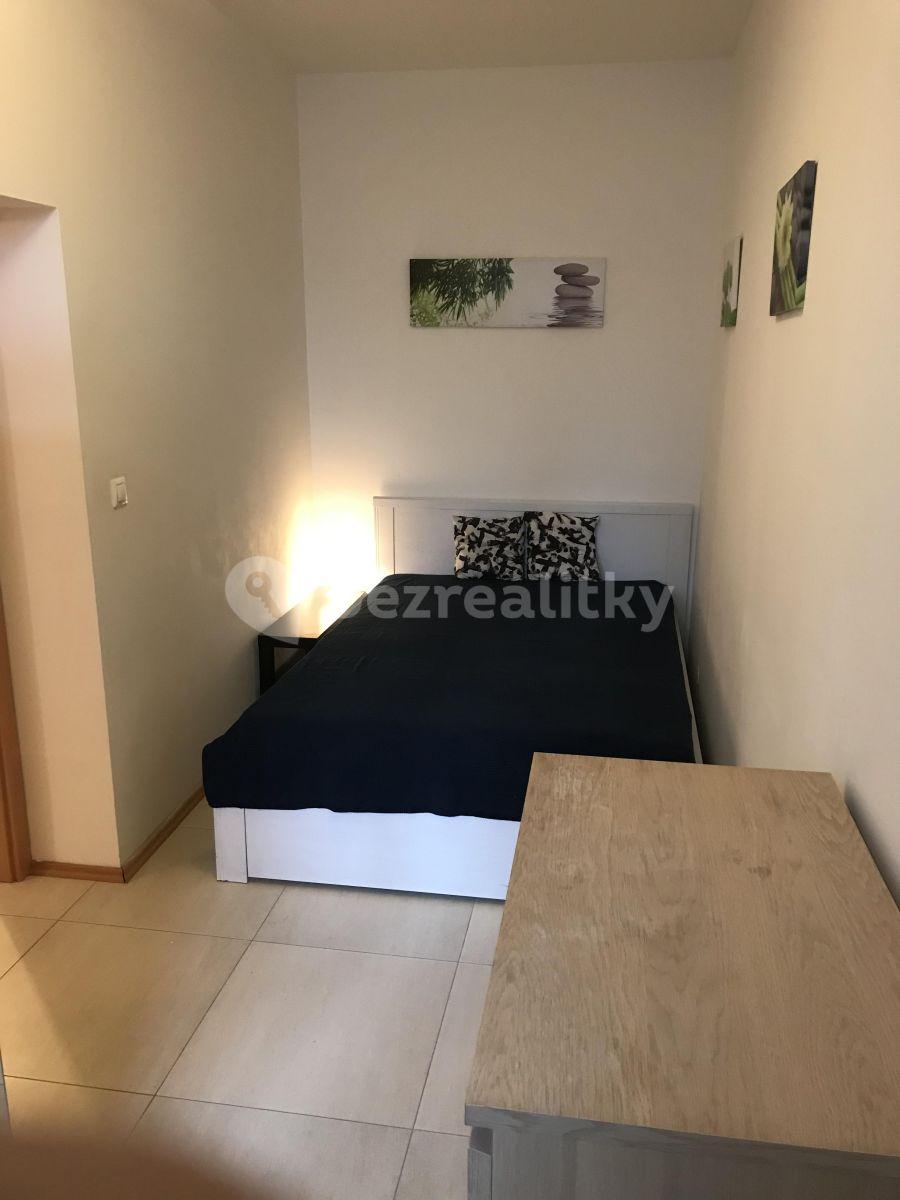 Pronájem bytu 3+kk 65 m², Táboritská, Praha, Praha