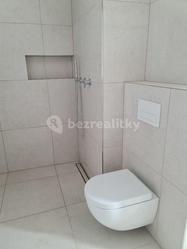 Pronájem bytu 1+kk 30 m², Tusarova, Praha, Praha