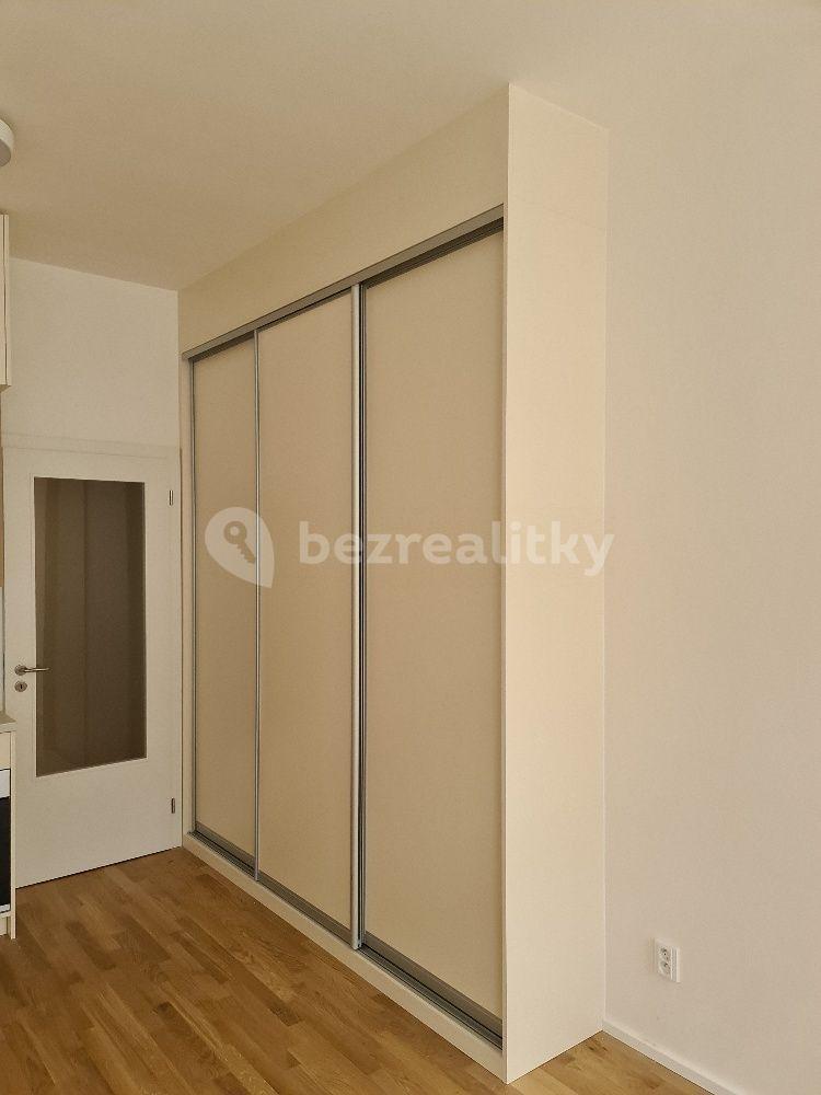 Pronájem bytu 1+kk 30 m², Tusarova, Praha, Praha