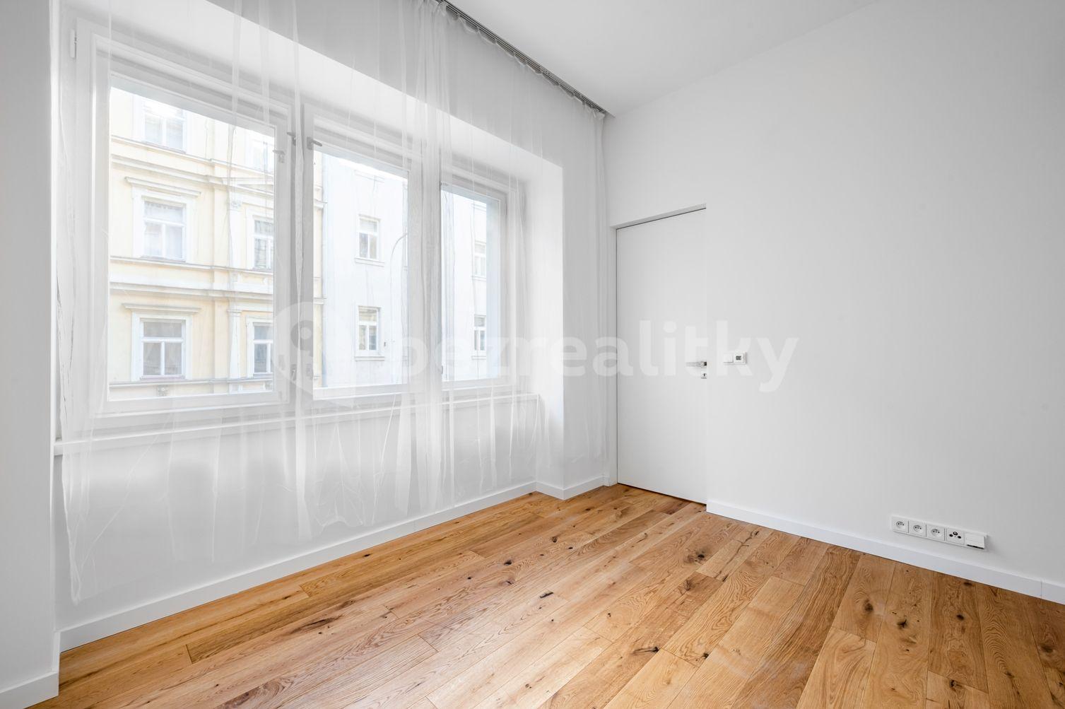 Pronájem bytu 2+kk 62 m², Římská, Praha, Praha