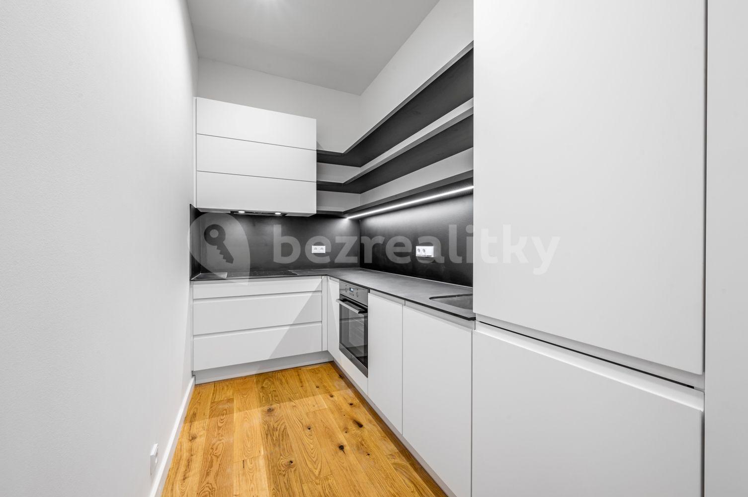 Pronájem bytu 2+kk 62 m², Římská, Praha, Praha