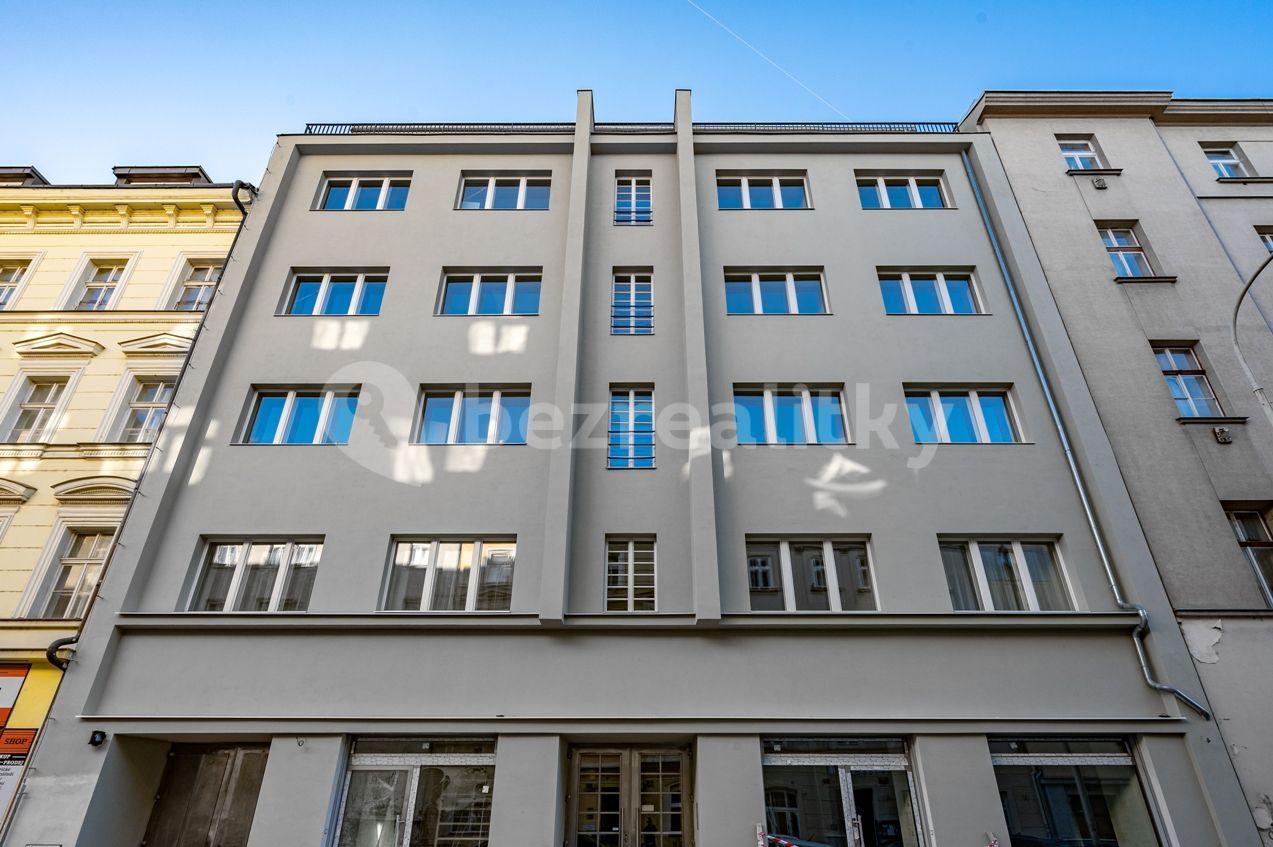 Pronájem bytu 2+kk 62 m², Římská, Praha, Praha