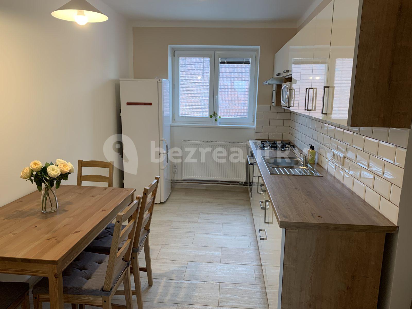 Pronájem bytu 2+1 56 m², Okružní, Nové Strašecí, Středočeský kraj