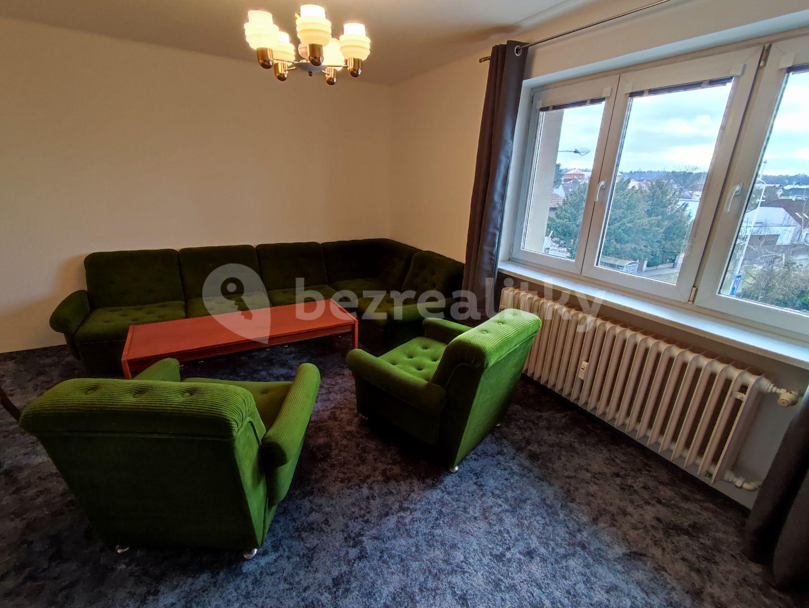 Pronájem bytu 3+1 66 m², Březinova, Kladno, Středočeský kraj