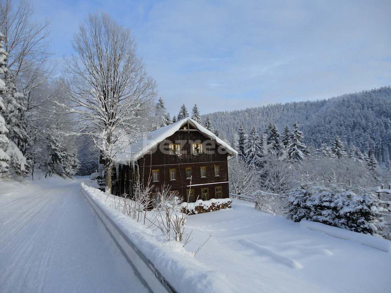 Pronájem chaty, chalupy, Strážné, Královéhradecký kraj