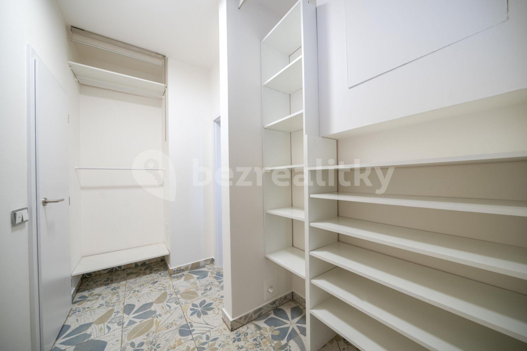 Pronájem bytu 2+kk 55 m², Na Tabulovém vrchu, Olomouc, Olomoucký kraj