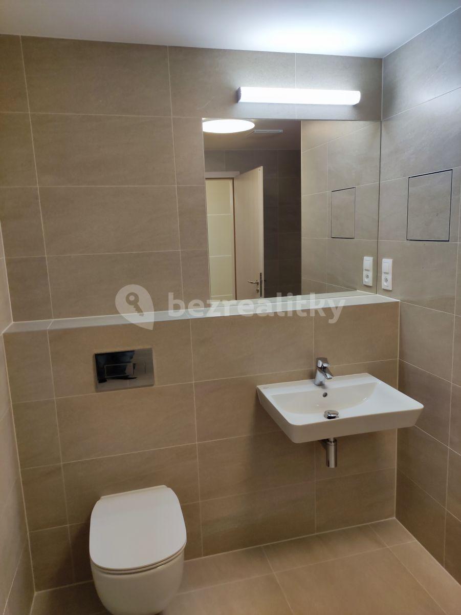 Pronájem bytu 1+kk 36 m², Saarinenova, Praha, Praha