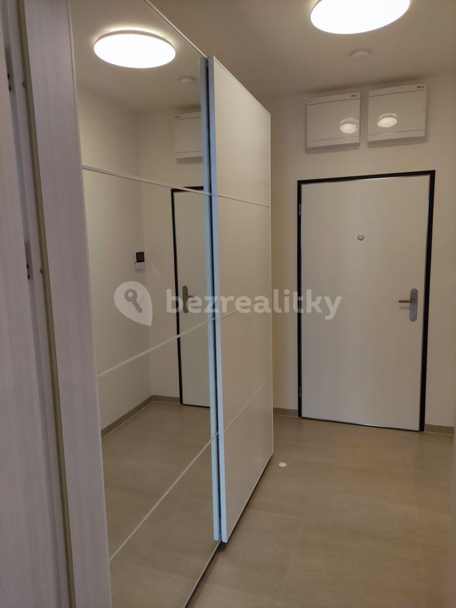 Pronájem bytu 1+kk 36 m², Saarinenova, Praha, Praha