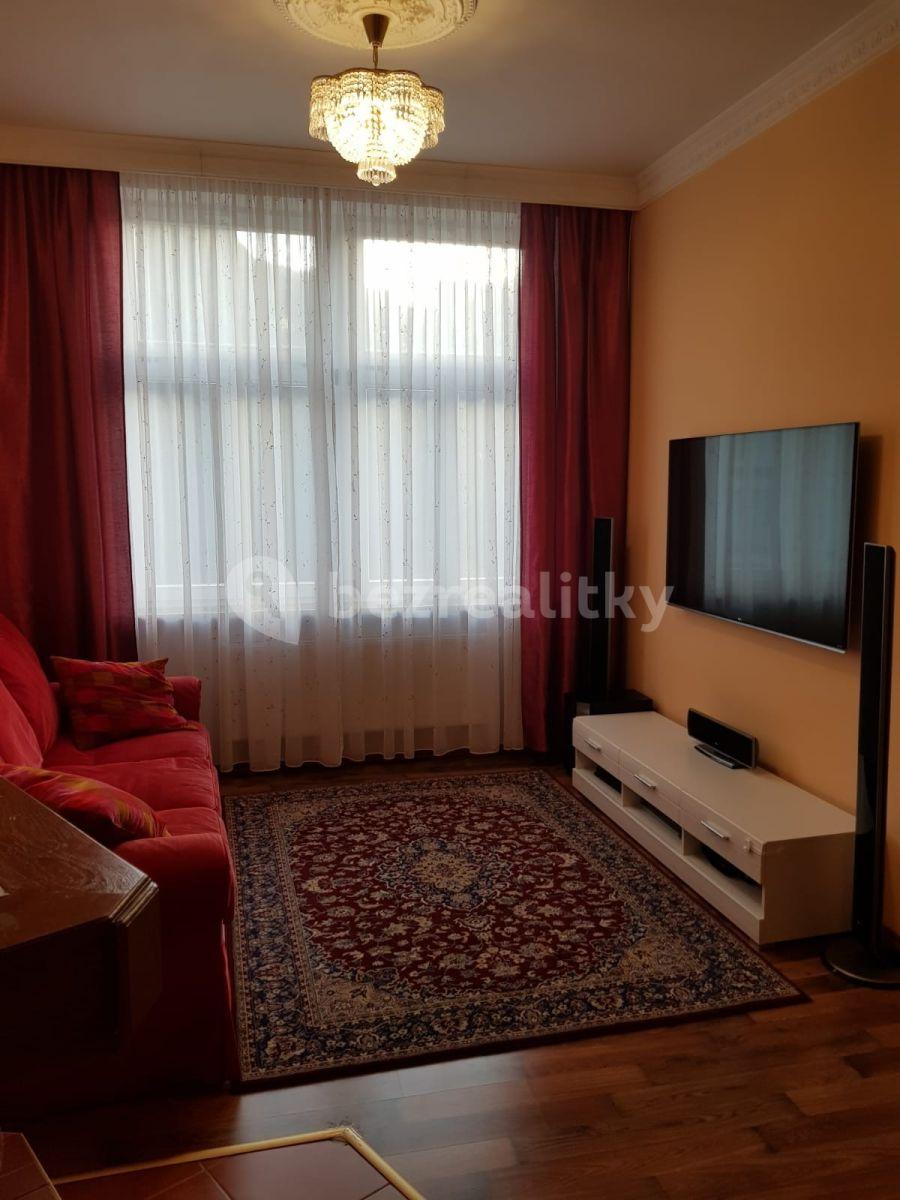 Prodej bytu 3+1 85 m², Moravská, Karlovy Vary, Karlovarský kraj