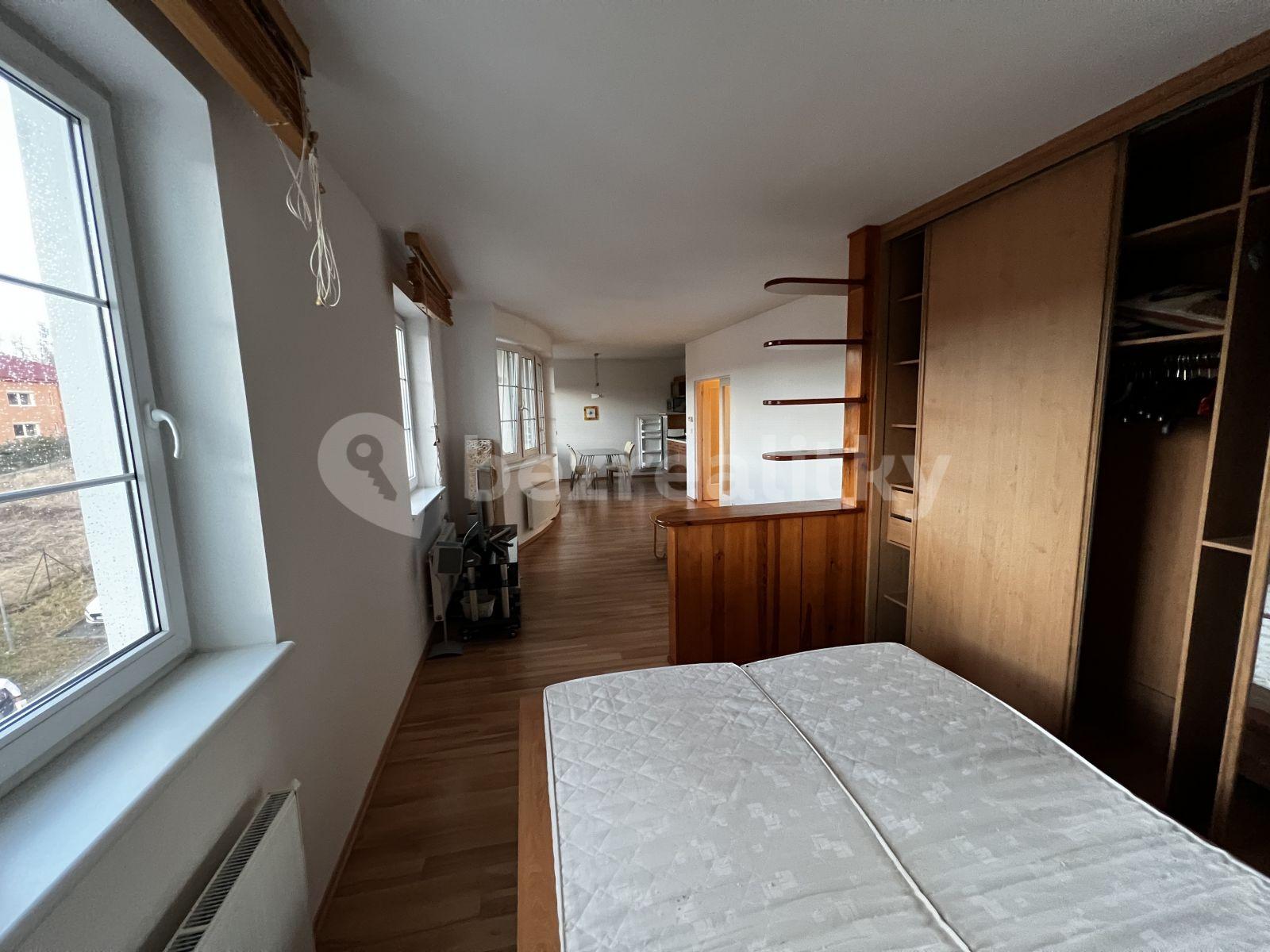 Pronájem bytu 1+kk 65 m², Žlutá, Brno, Jihomoravský kraj