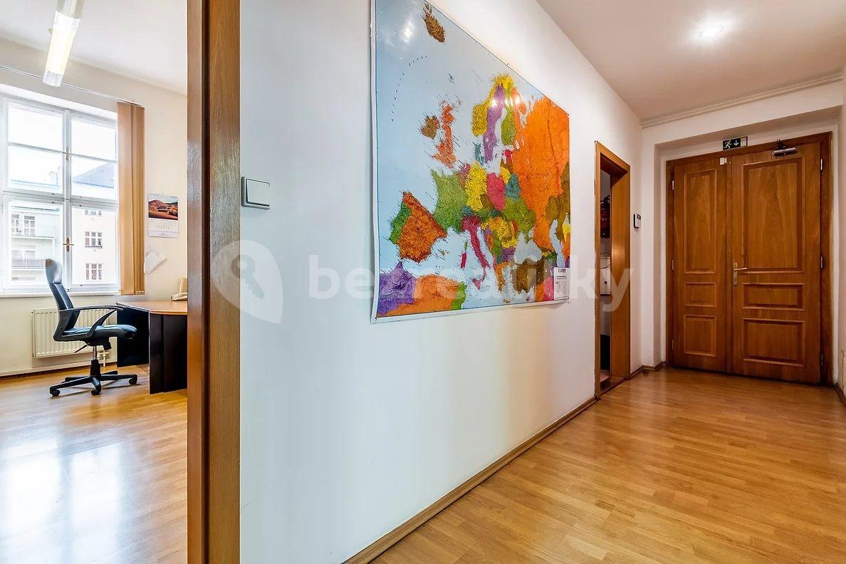 Pronájem bytu 5+kk 130 m², Velehradská, Praha, Praha