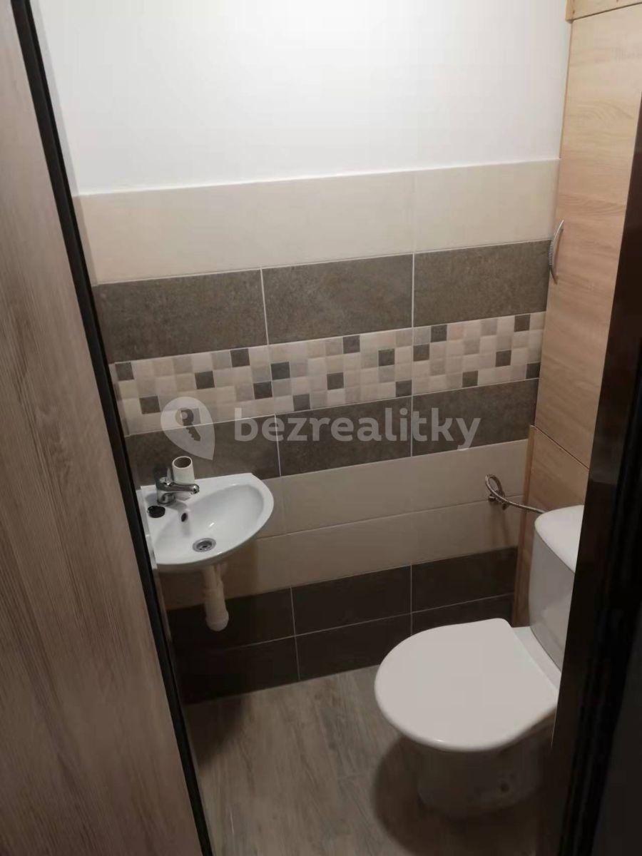 Pronájem bytu 3+1 74 m², Demlova, Jihlava, Kraj Vysočina