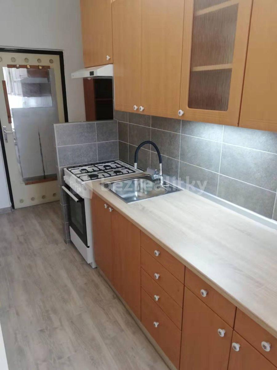 Pronájem bytu 3+1 74 m², Demlova, Jihlava, Kraj Vysočina