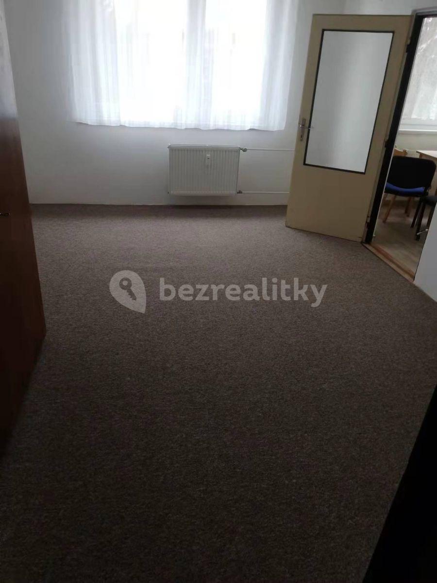 Pronájem bytu 3+1 74 m², Demlova, Jihlava, Kraj Vysočina