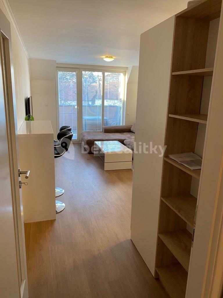 Pronájem bytu 2+kk 44 m², Valchařská, Brno, Jihomoravský kraj