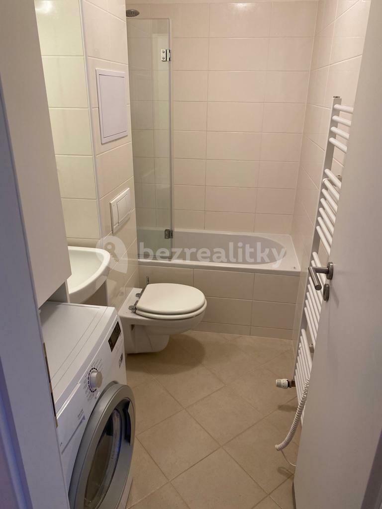 Pronájem bytu 2+kk 44 m², Valchařská, Brno, Jihomoravský kraj