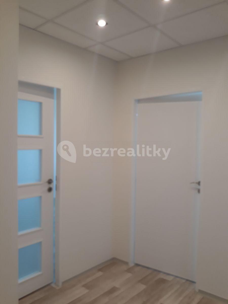 Pronájem bytu 3+kk 65 m², Laudova, Praha, Praha