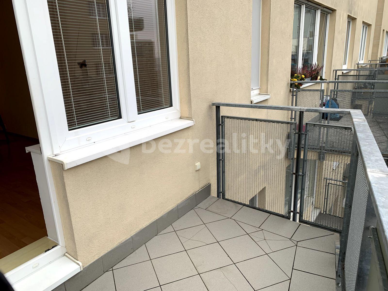 Pronájem bytu 2+kk 48 m², Budapešťská, Praha, Praha