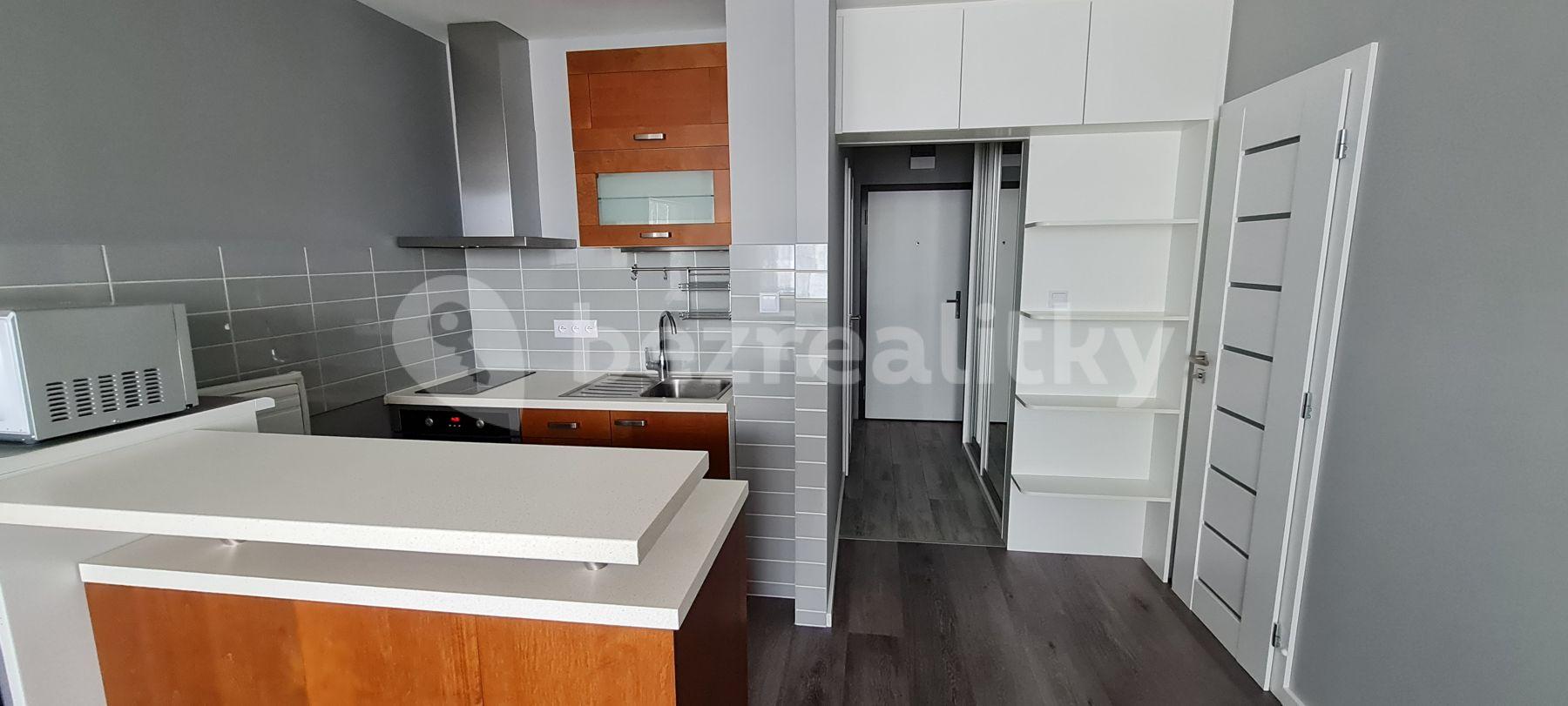 Pronájem bytu 1+kk 29 m², Semická, Praha, Praha