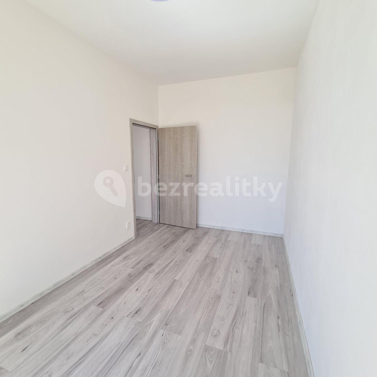 Pronájem bytu 2+kk 39 m², Slepá, Milovice, Středočeský kraj