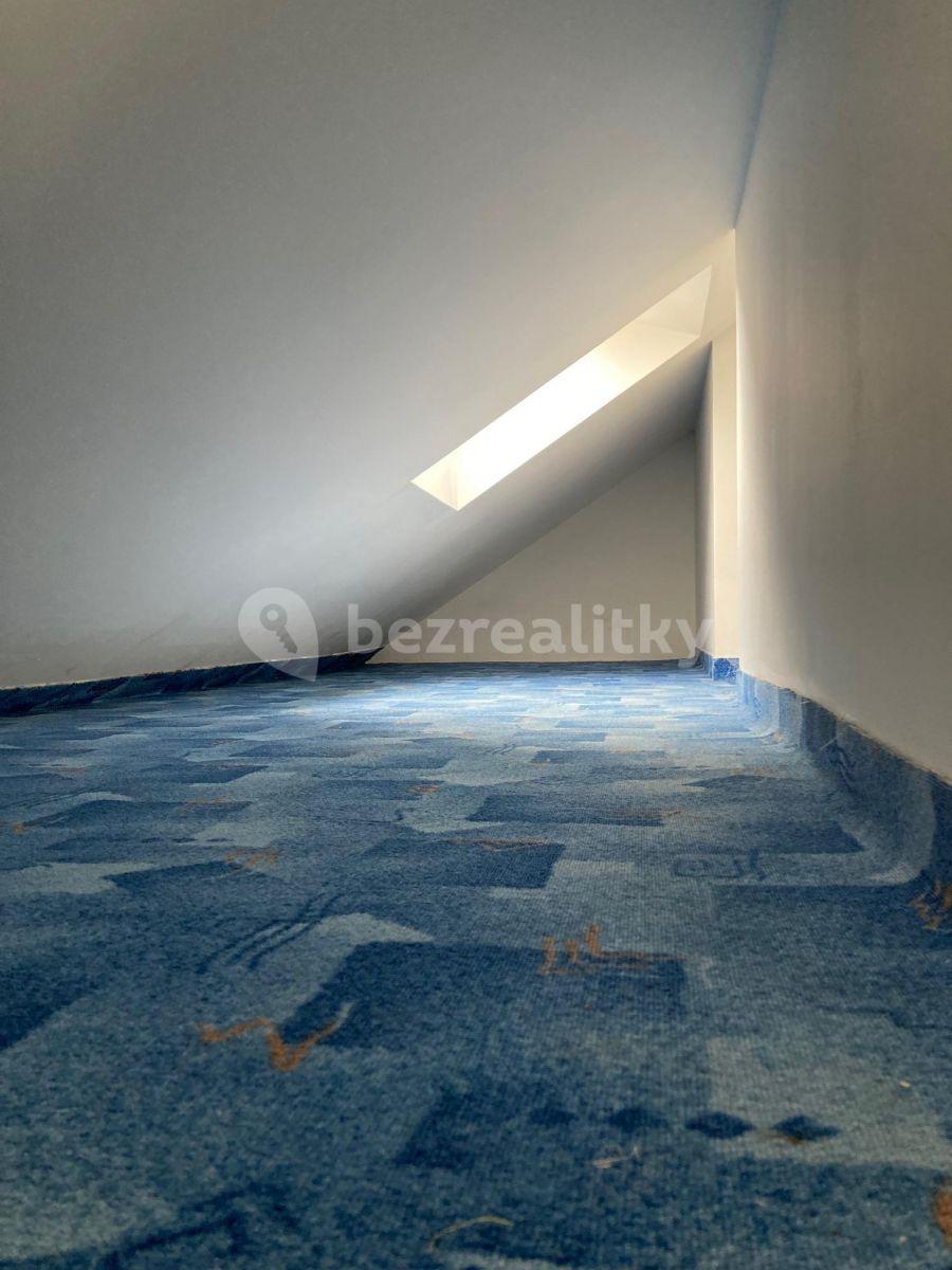 Pronájem bytu 2+kk 45 m², Za Pasáží, Pardubice, Pardubický kraj