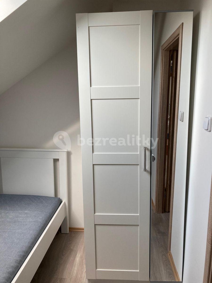 Pronájem bytu 2+kk 45 m², Za Pasáží, Pardubice, Pardubický kraj