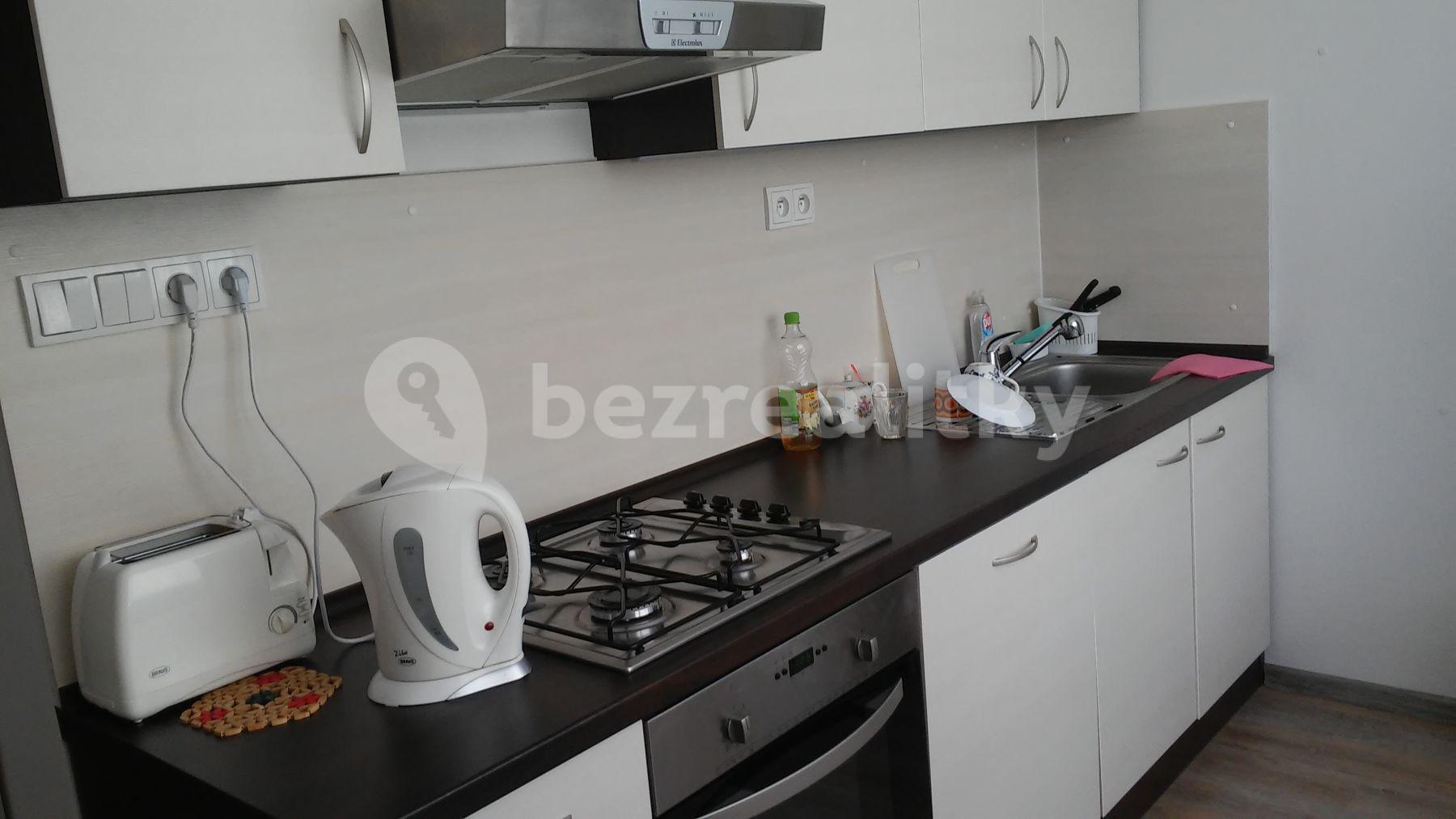 Pronájem bytu 4+1 80 m², Dobevská, Praha, Praha